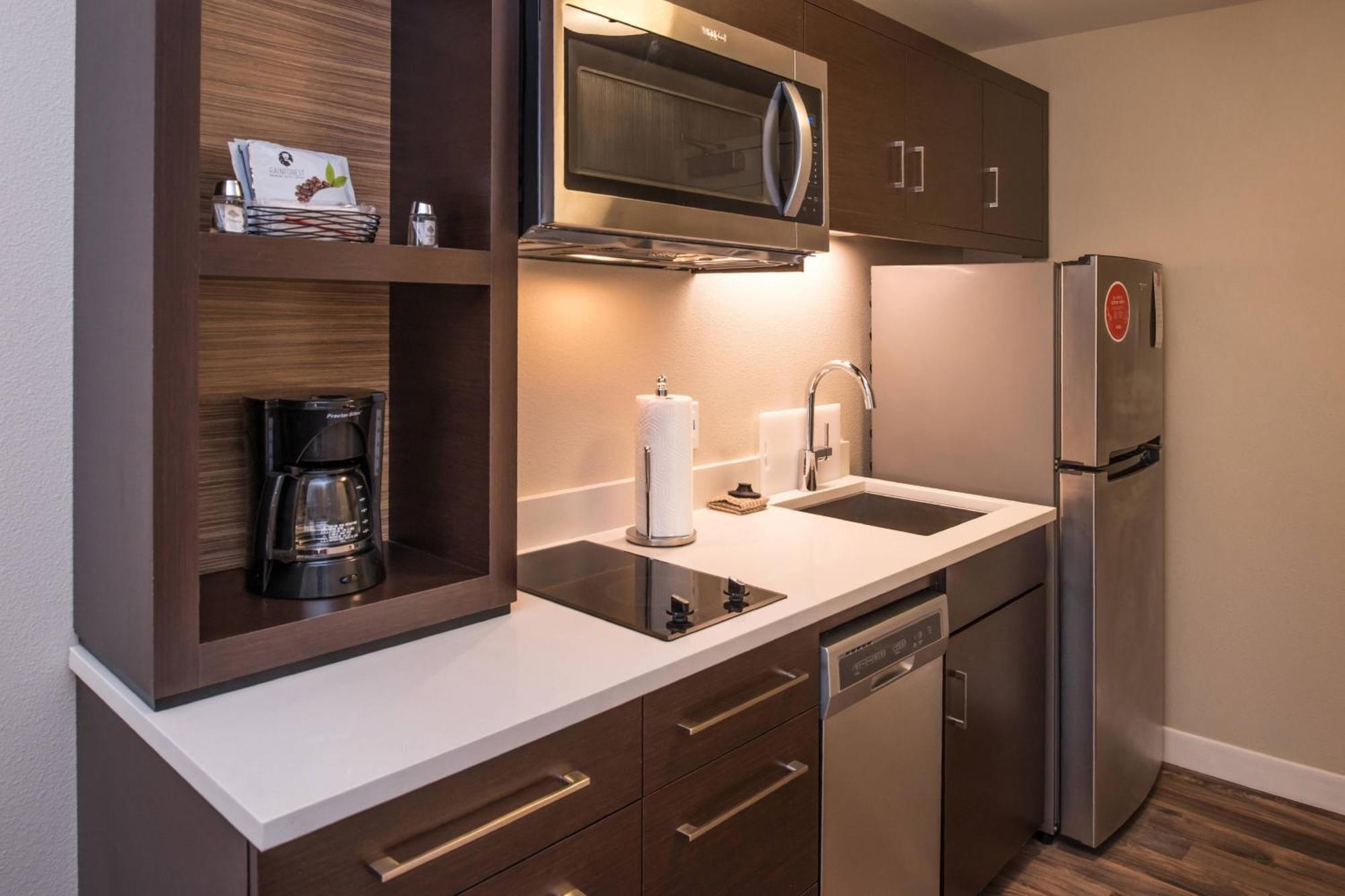Towneplace Suites By Marriott Мерсед Экстерьер фото