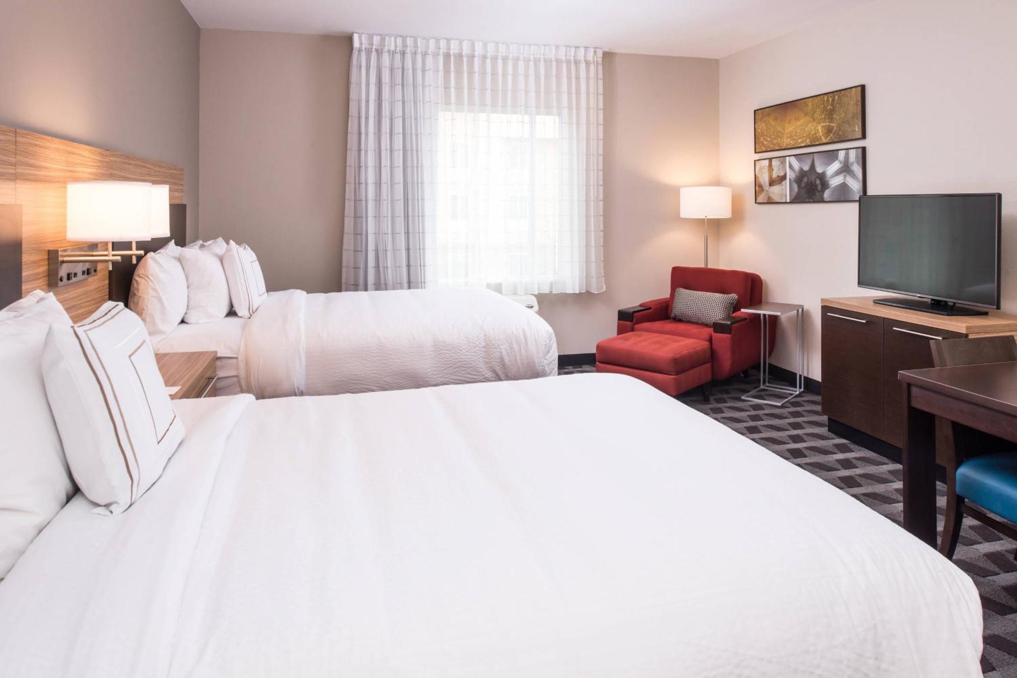 Towneplace Suites By Marriott Мерсед Экстерьер фото