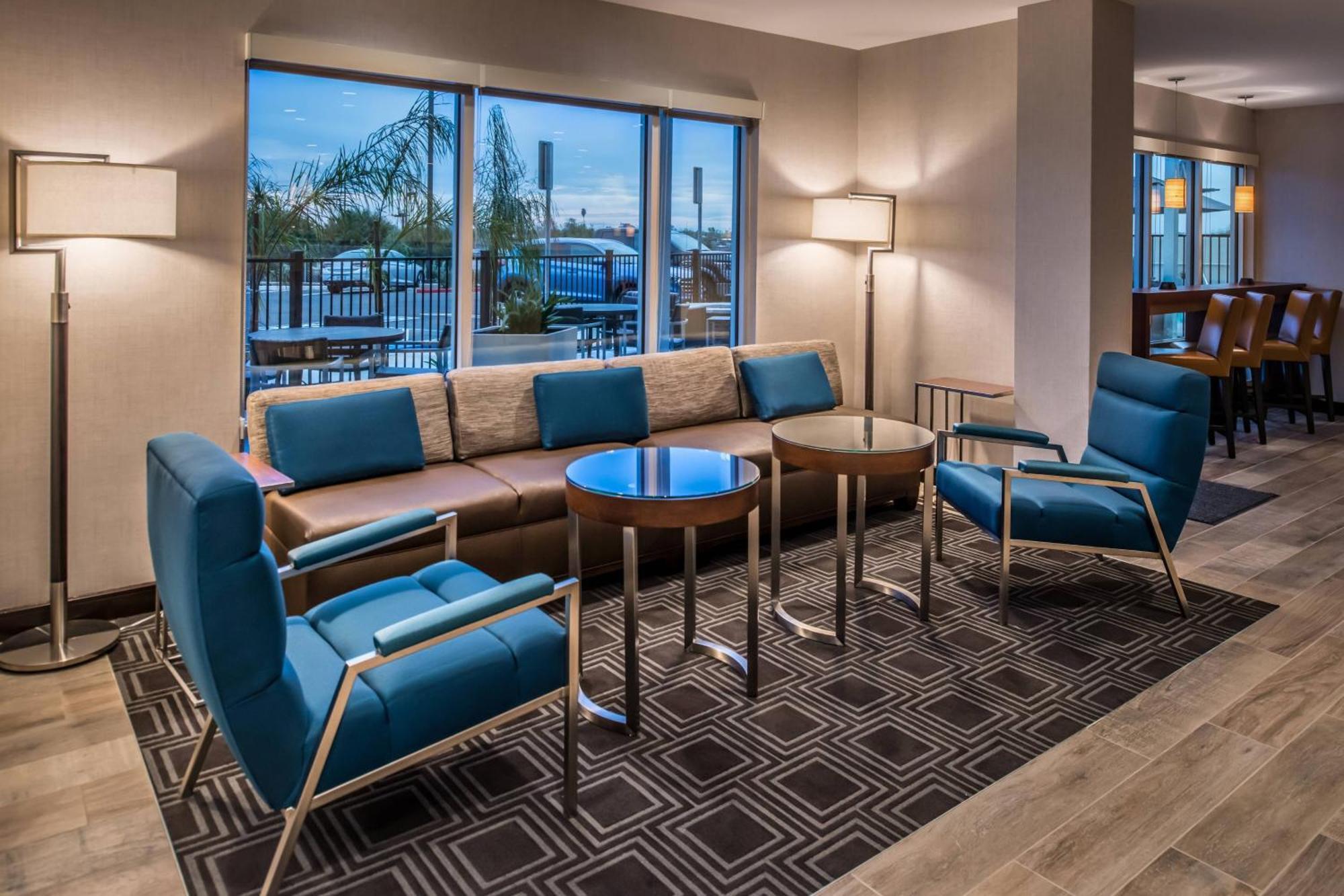 Towneplace Suites By Marriott Мерсед Экстерьер фото